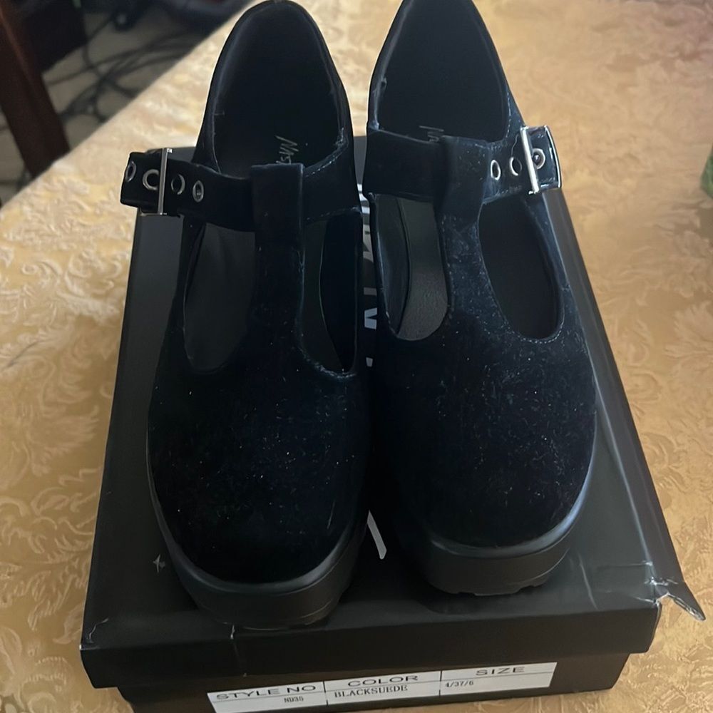 Nasty Gal black suede Mary janes size 37